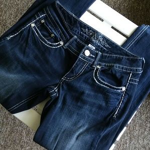 Maurices Dark wash jeans